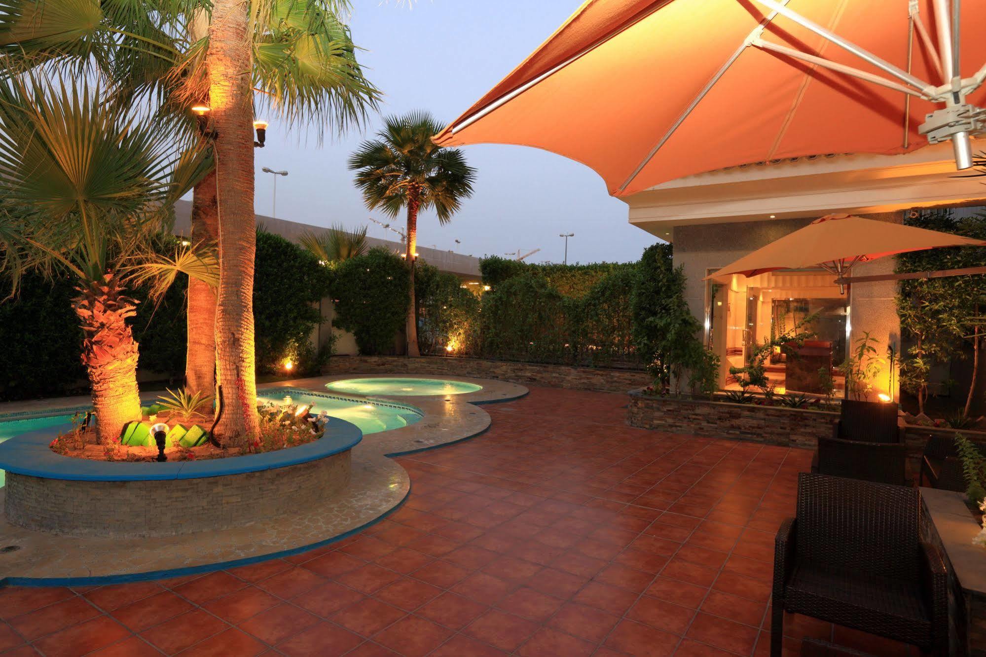 Boudl Al Shatea Dammam Exterior photo